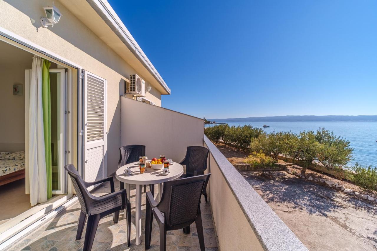 Beach Paradise Apartments Подстрана Экстерьер фото