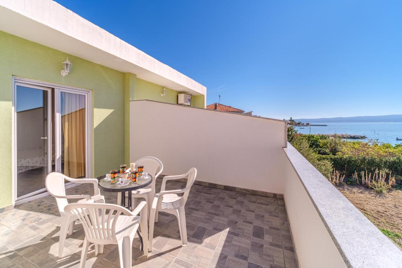 Beach Paradise Apartments Подстрана Экстерьер фото